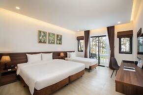 CEREJA Hotel & Resort Da Lat