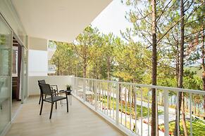 CEREJA Hotel & Resort Da Lat