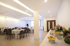 CEREJA Hotel & Resort Da Lat