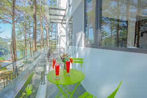 CEREJA Hotel & Resort Da Lat