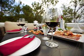 CEREJA Hotel & Resort Da Lat