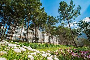 CEREJA Hotel & Resort Da Lat