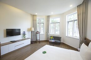 CEREJA Hotel & Resort Da Lat