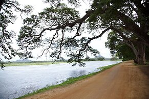 Naturehawks Safari Villa Yala