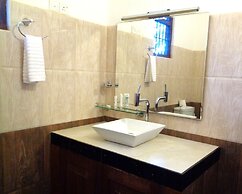 Naturehawks Safari Villa Yala