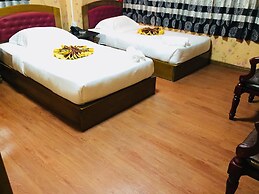 C & Y Hotel