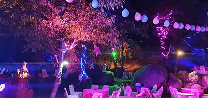 Quartz Himalayan Brothers