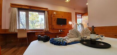 Quartz Himalayan Brothers