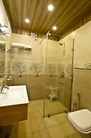 Quartz Himalayan Brothers