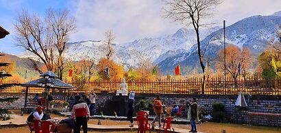 Quartz Himalayan Brothers