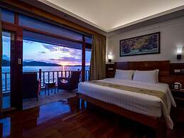 Sunlight Eco Tourism Island Resort