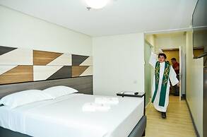 Travelite Hotel Legarda