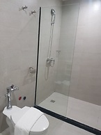 Travelite Hotel Legarda