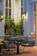 Kanvaz Village Resort Seminyak