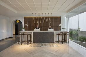 Kampi Hotel Tunjungan – Surabaya