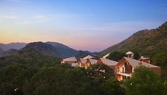 Taj Aravali Resort & Spa