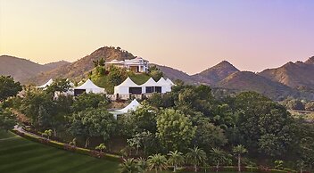 Taj Aravali Resort & Spa
