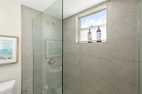 2 Bedroom 2Bath Deluxe Apt with Patio