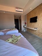 Locomotive Hotel and Spa by EPS