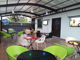 Dionzec Hotel & Suites