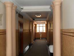 Crown Jakiba Hotel