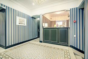 Peterburgskaya Elegy