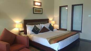 Gulmohar Greens - Golf & Country Club