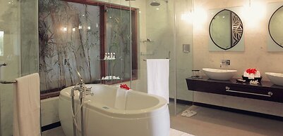 Gulmohar Greens - Golf & Country Club