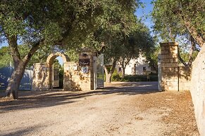 Cava Li Santi Residence