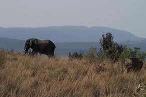 Inzalo Safari Lodge
