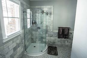 Valparaiso Inn Bed & Breakfast