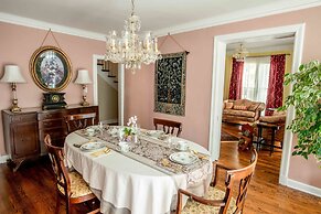 Valparaiso Inn Bed & Breakfast