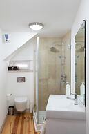 Inn Possible Lisbon Hostel