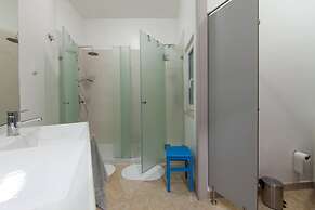 Inn Possible Lisbon Hostel