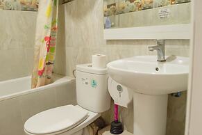 Go Bcn Hostal Ideal Badal - Hostel