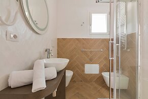 Absolute Suite Apartments