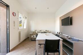 Absolute Suite Apartments