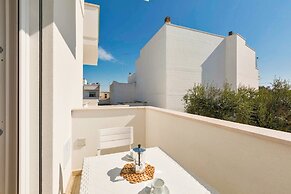 Absolute Suite Apartments