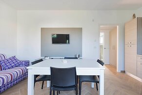 Absolute Suite Apartments