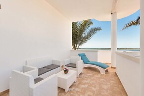 Villa La Strea by Barbarhouse