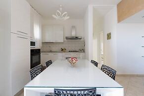 Villa La Strea by Barbarhouse