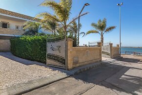 Villa La Strea by Barbarhouse