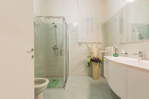 Villa La Strea by Barbarhouse