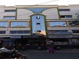 Hotel Manikanta Residency