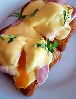 Ice House Apartments