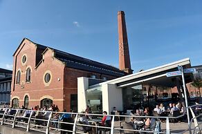 Ice House Apartments