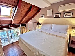 Luxury Cottage by Design Studio