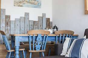 Lusty Glaze Beach Accommodation