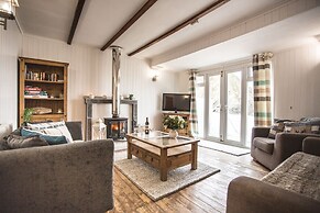 Lusty Glaze Beach Accommodation