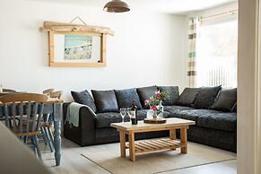 Lusty Glaze Beach Accommodation